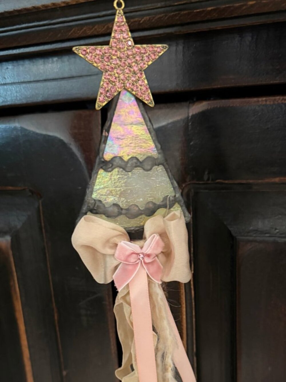 Blush & Bow Holiday Tree Necklace